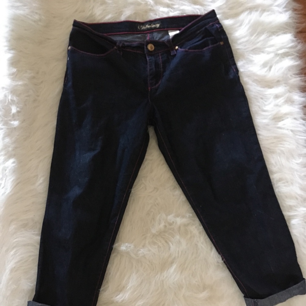 Fabulous Capri denim pants women’s size 9